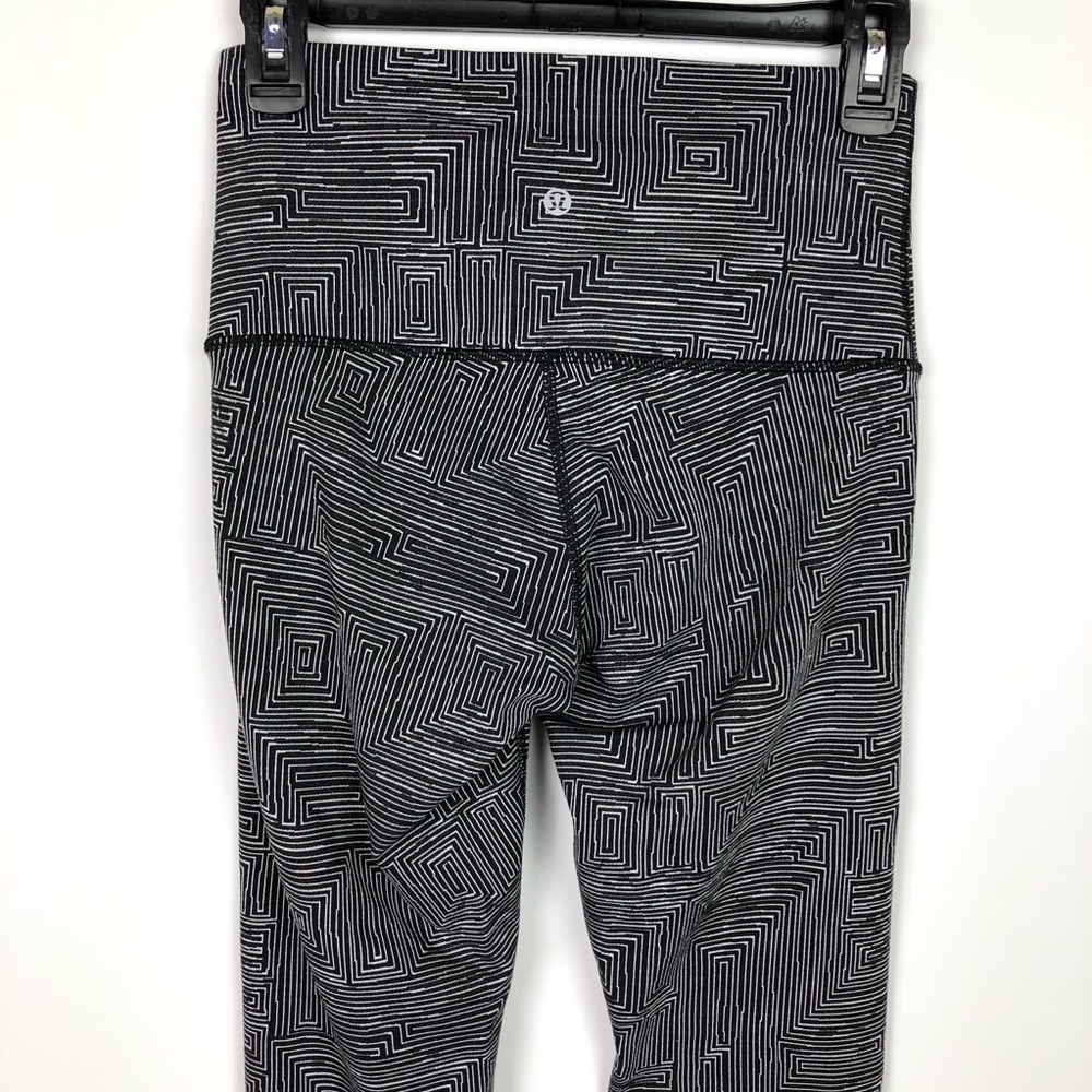 Lululemon Maze Jacquard Wunder Under Leggings Size 6 - Picture 9 of 13